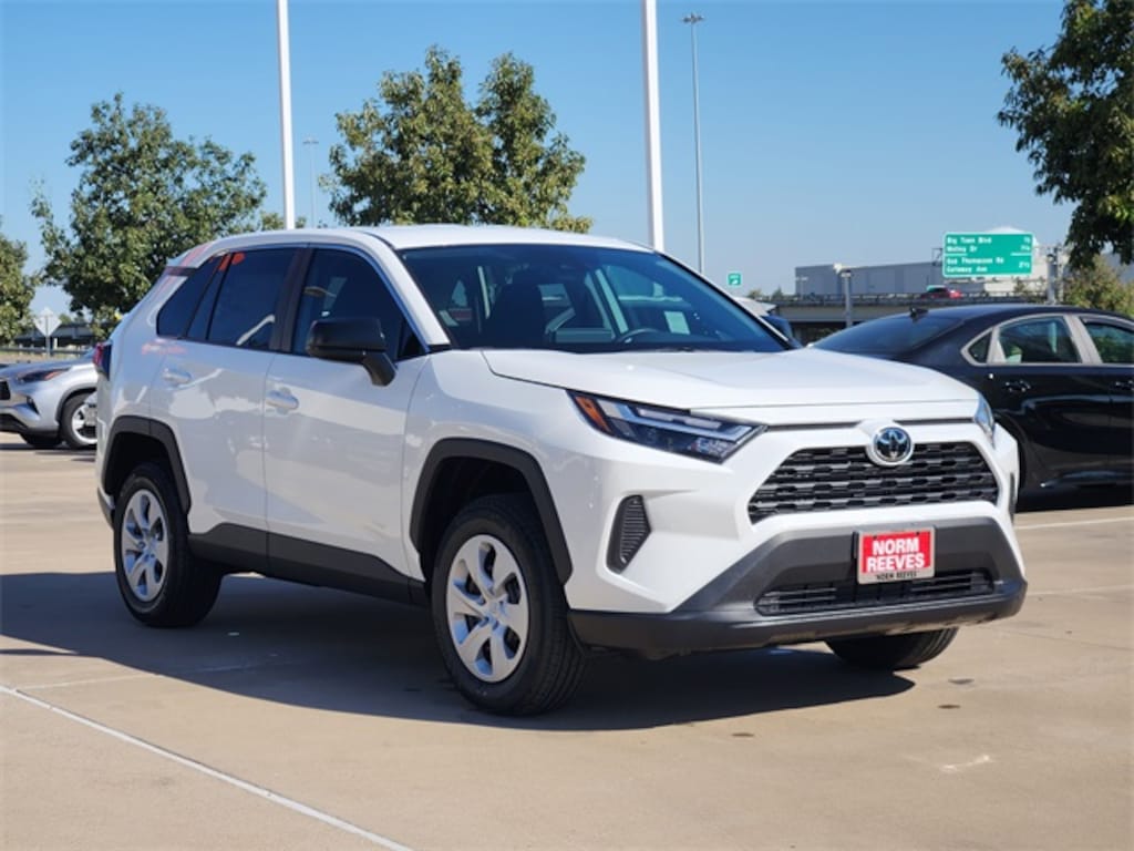 New 2025 Toyota RAV4 LE SUV