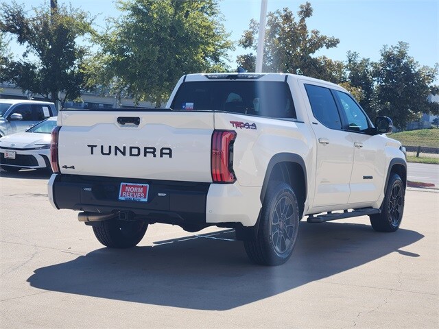 2025 Toyota Tundra Limited photo 3