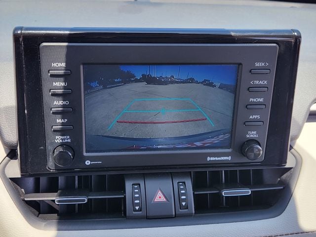 2021 Toyota RAV4 XLE Premium - Photo 13