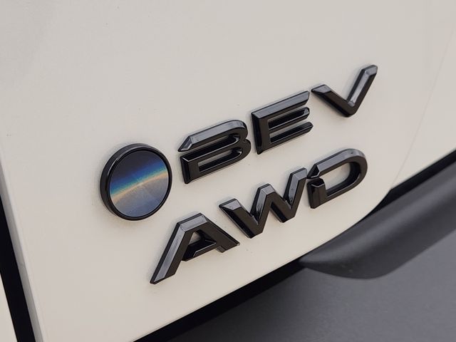 2026 Toyota C-HR SE - Photo 7
