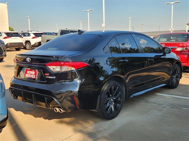2023 Toyota Corolla Hybrid SE photo 3