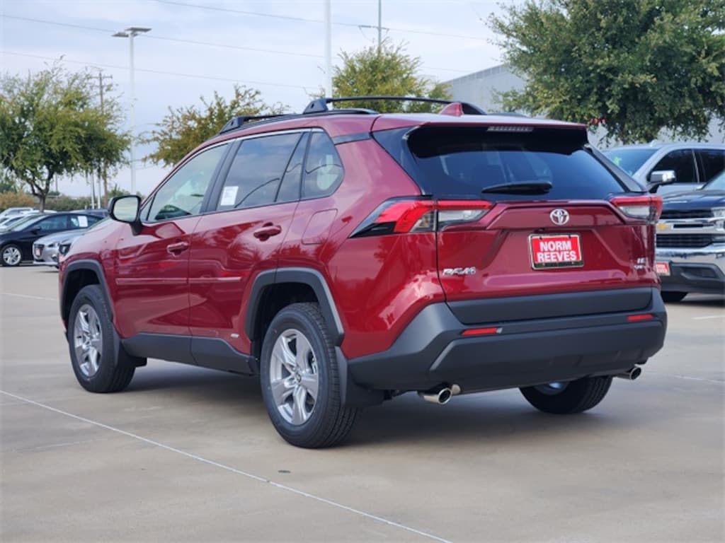 New 2025 Toyota RAV4 Hybrid LE SUV