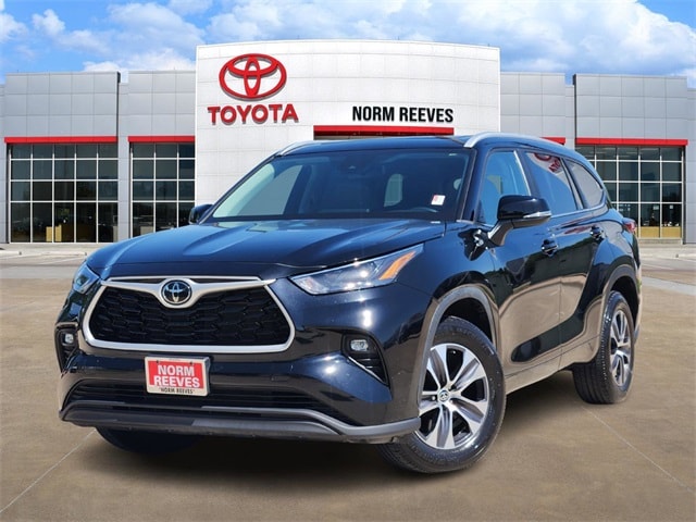 2023 Toyota Highlander SUV 