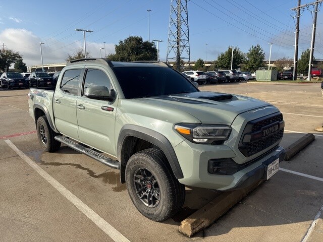 2021 Toyota Tacoma TRD Pro photo 2