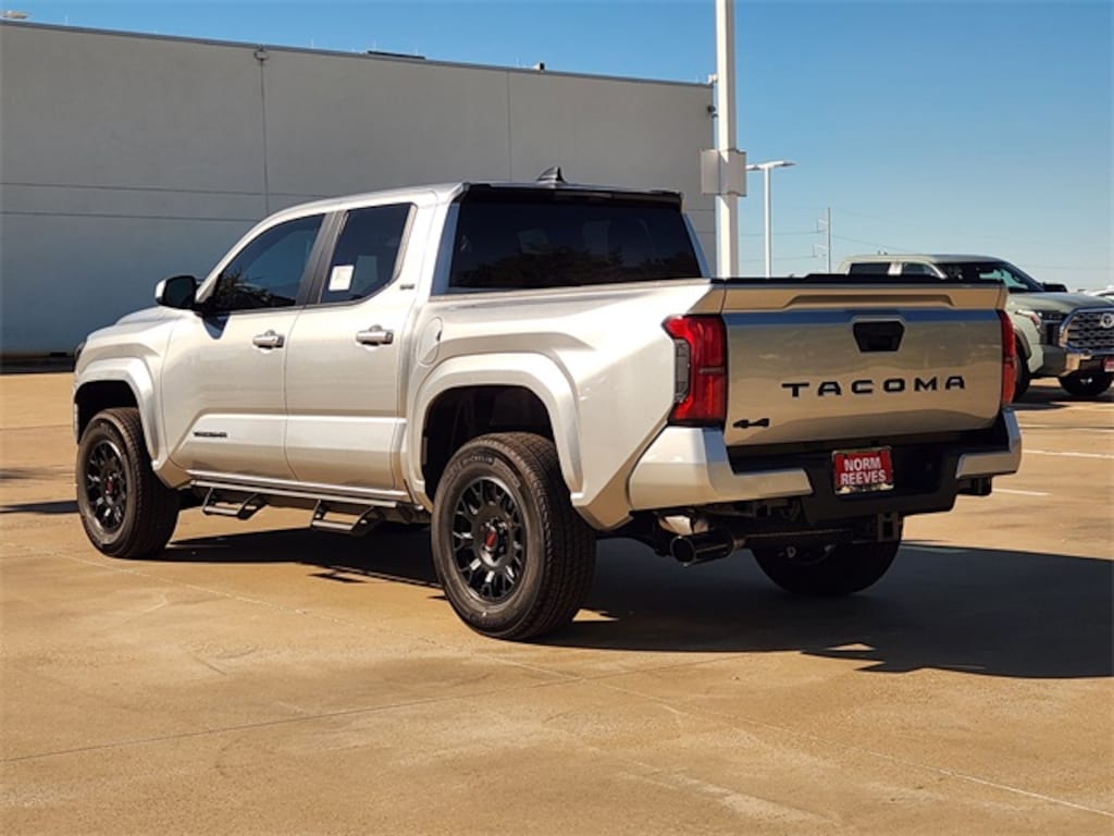 New 2025 Toyota Tacoma SR5 Truck Double Cab