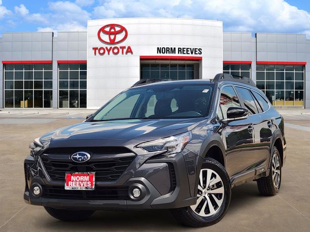 2024 Subaru Outback Premium's photo