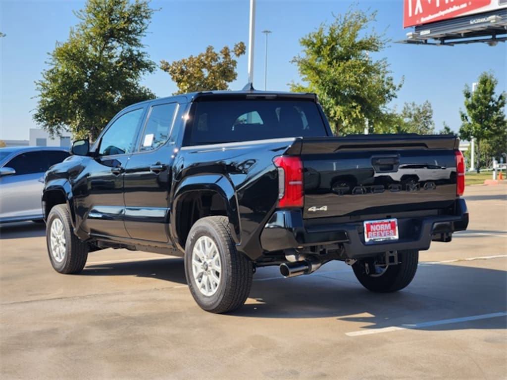 New 2025 Toyota Tacoma SR5 Truck Double Cab