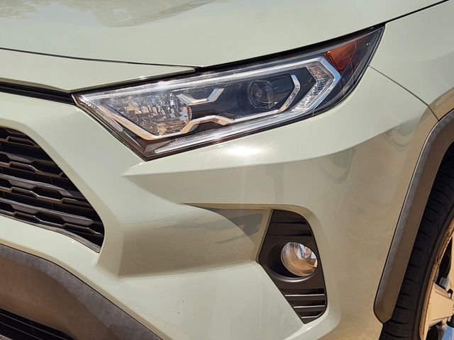 2021 Toyota RAV4 XLE Premium - Photo 6