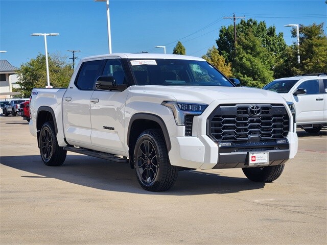 2025 Toyota Tundra Limited photo 2
