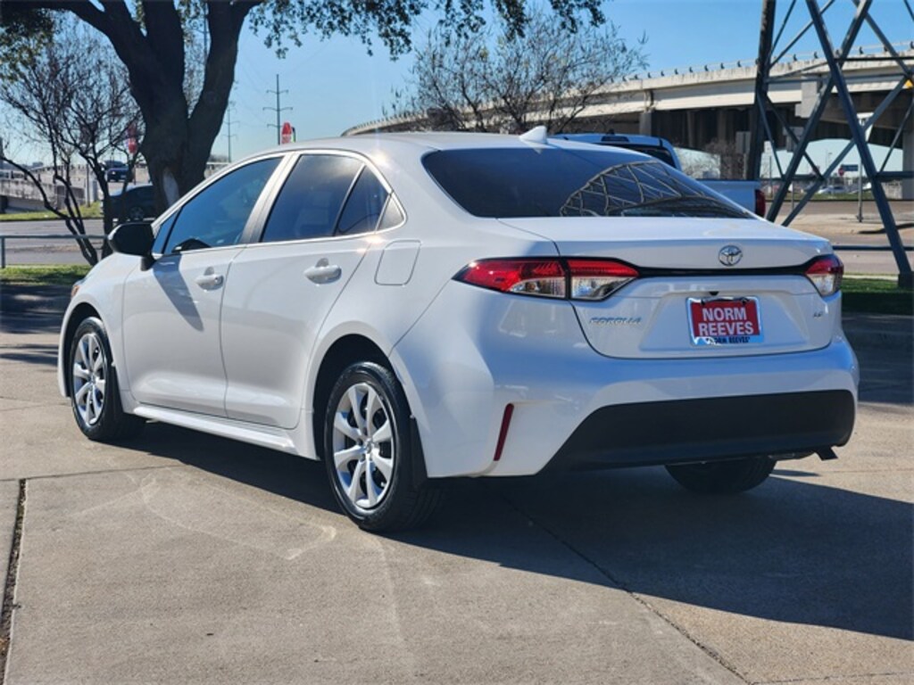 Certified 2024 Toyota Corolla LE Sedan