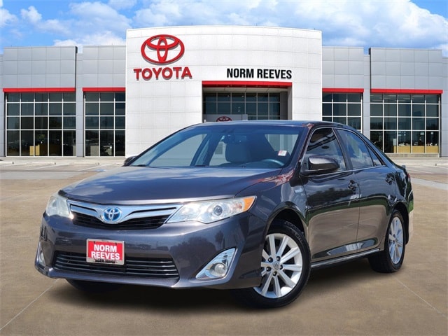 2014 Toyota Camry Hybrid Sedan 