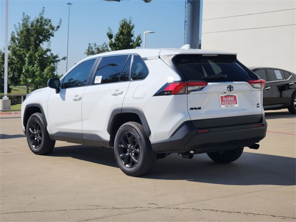 New 2025 Toyota RAV4 LE SUV
