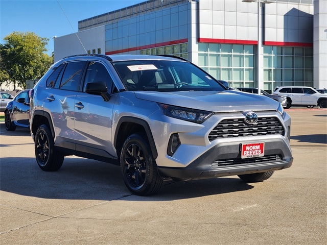 Used 2021 Toyota RAV4 LE with VIN 2T3H1RFV0MC164326 for sale in Northfield, Minnesota