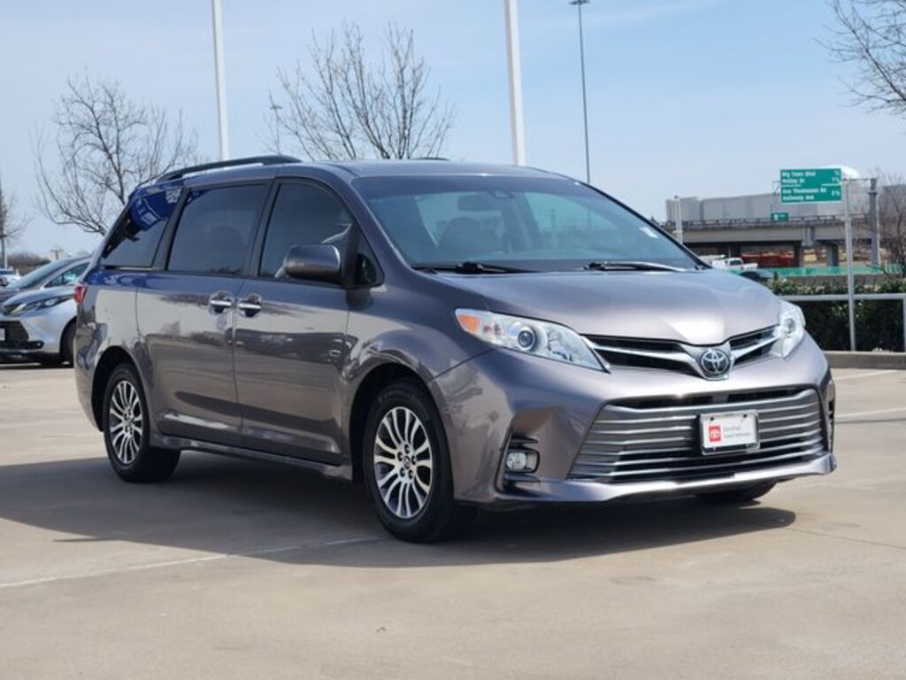 Certified 2020 Toyota Sienna XLE Minivan/Van