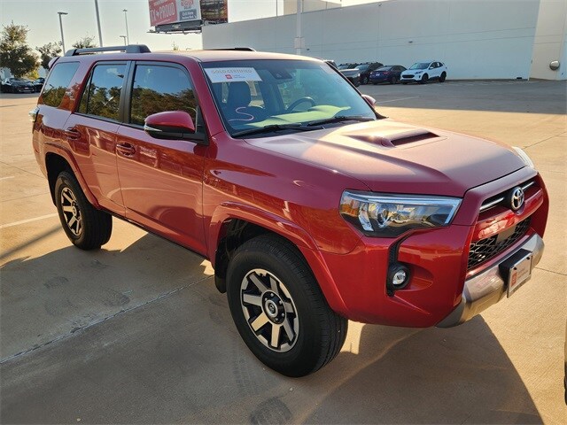 2022 Toyota 4Runner TRD Off-Road Premium photo 2