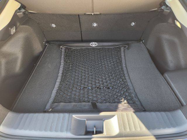 2026 Toyota Prius Plug-in Hybrid SE - Photo 22