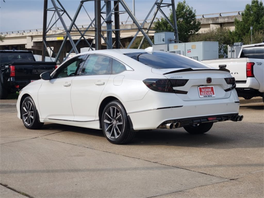 Used 2022 Honda Accord EX-L Sedan