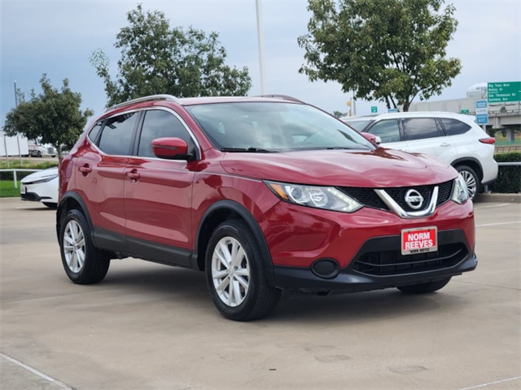 Used 2017 Nissan Rogue Sport SV SUV