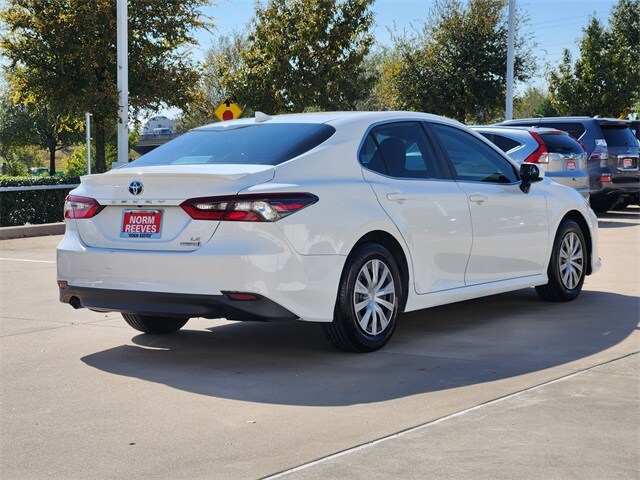 2023 Toyota Camry Hybrid LE photo 3