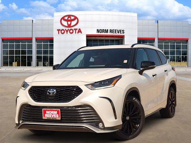 2023 Toyota Highlander SUV 