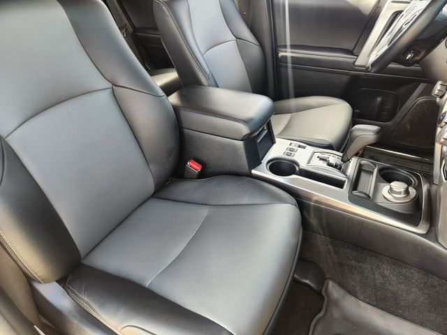2023 Toyota 4Runner SR5 Premium - Photo 10