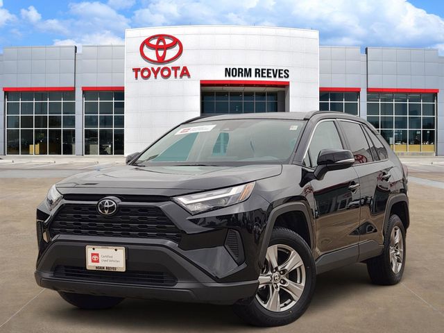 2024 Toyota RAV4 XLE FWD's photo
