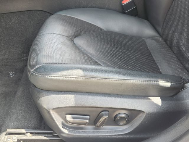 2023 Toyota Camry XSE - Photo 18