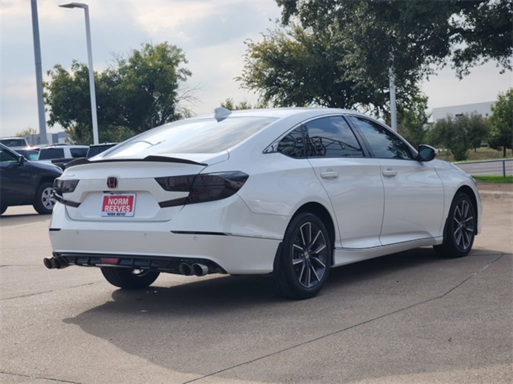 Used 2022 Honda Accord EX-L Sedan