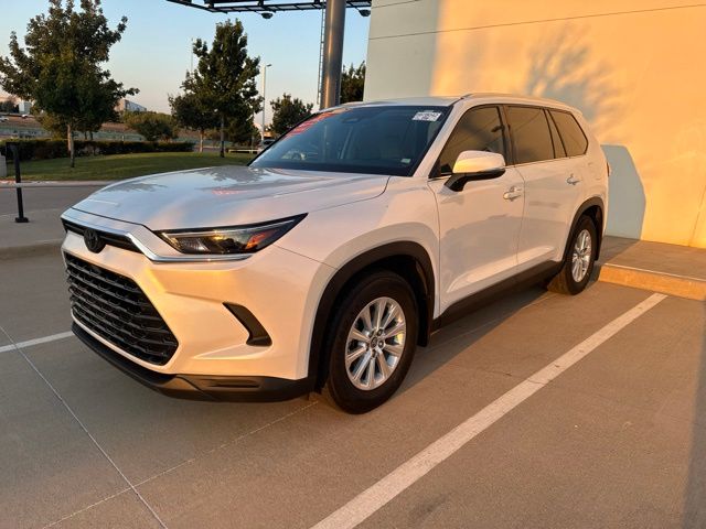 Pre-Owned 2024 Toyota Grand Highlander XLE