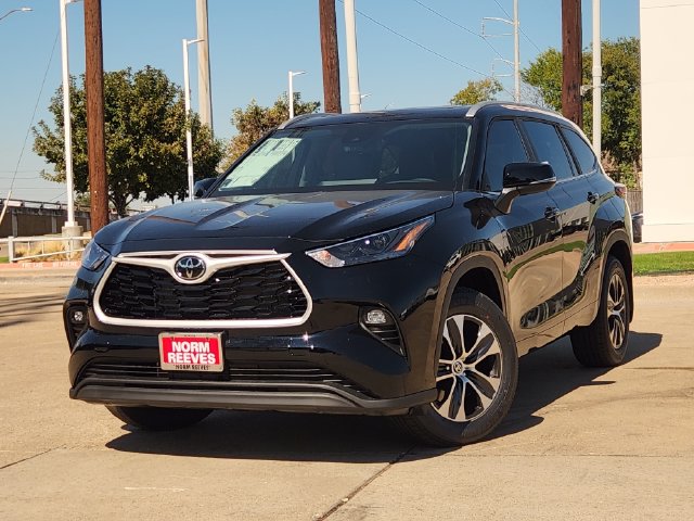 2026 Toyota Highlander SUV 