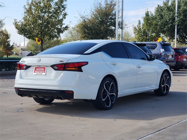 2024 Nissan Altima 2.5 SR photo 3