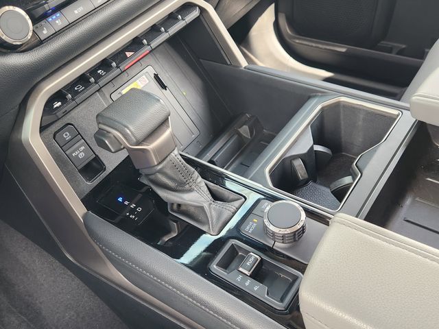 2023 Toyota Tundra Limited - Photo 16