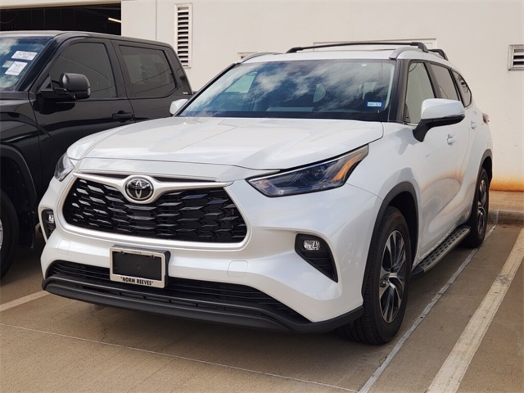 Certified 2025 Toyota