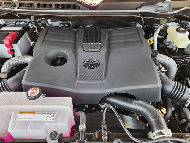 2026 Toyota Tundra SR5 - Photo 21