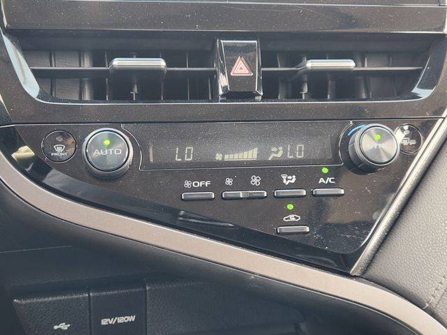 2023 Toyota Camry XSE - Photo 14