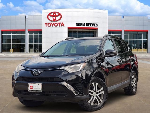 2017 Toyota RAV4 LE AWD's photo