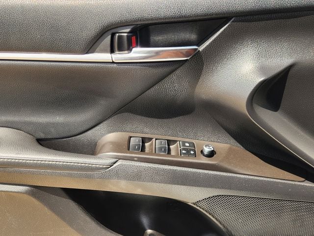 2023 Toyota Camry XSE - Photo 17