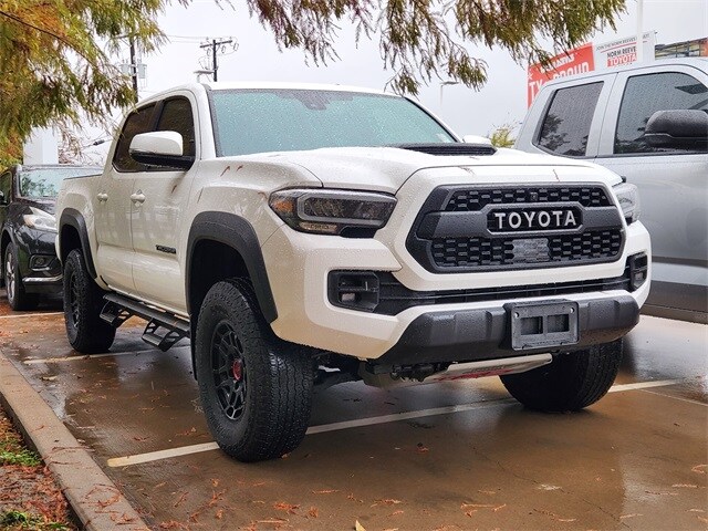 2023 Toyota Tacoma TRD Pro photo 2