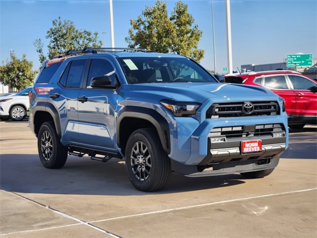 New 2025 Toyota 4Runner SR5 SUV