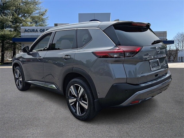2022 Nissan Rogue SL photo 3