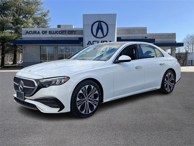 2025 Mercedes Benz E 450 Sedan photo 2