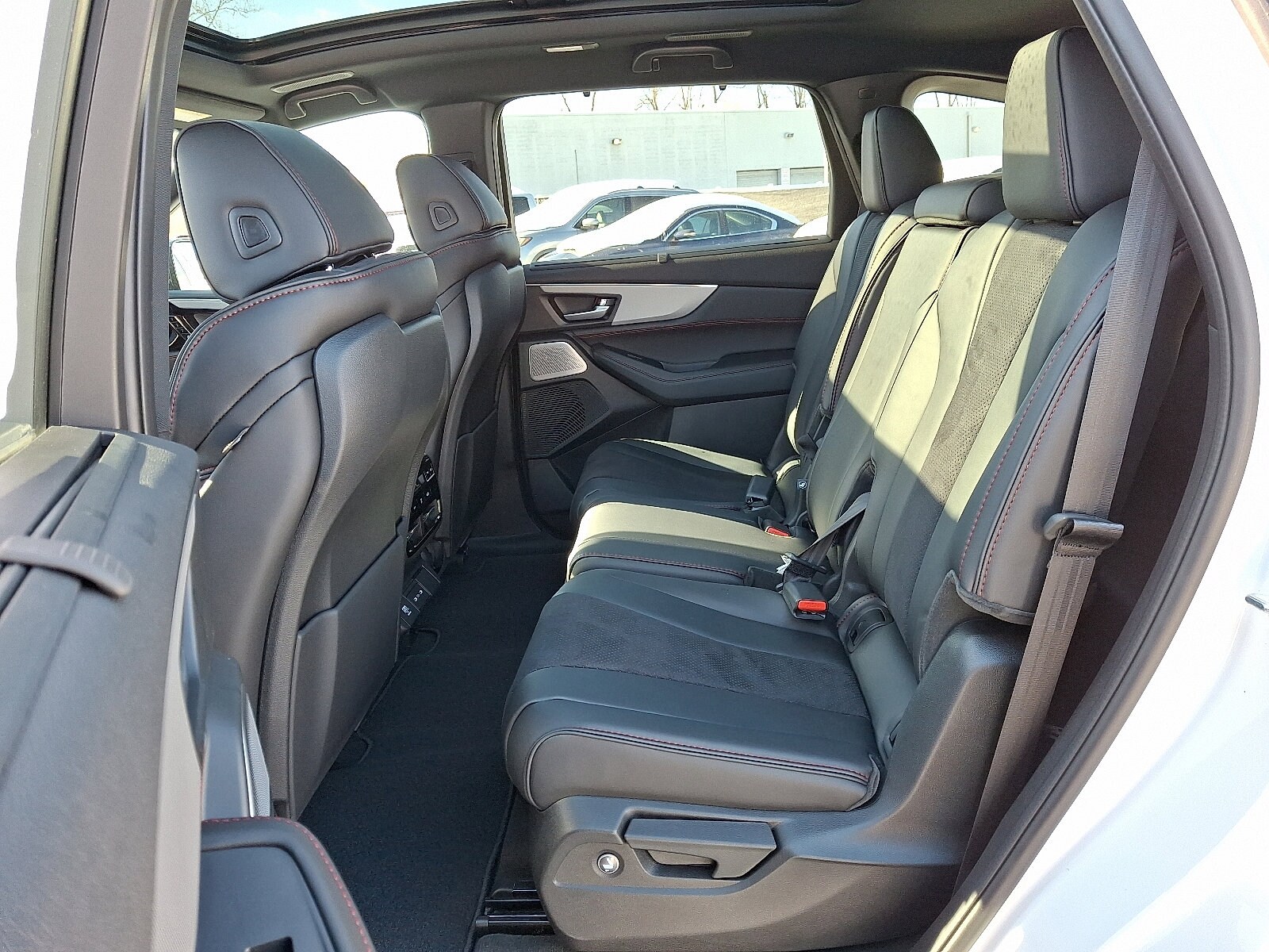 2026 Acura MDX A-Spec Package - Photo 7