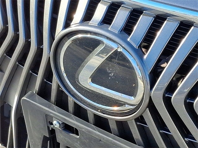 2021 Lexus ES 350 photo 3