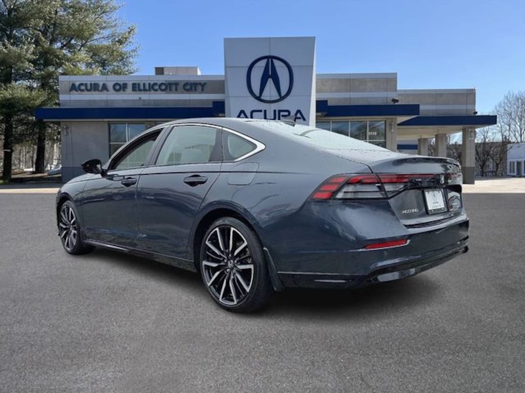 Used 2023 Honda Accord Hybrid Touring Sedan