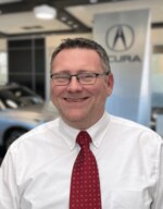 Staff member Christopher Bowen from ID_7a6668