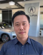 Staff member Ji Kim from ID_00f3b9