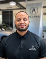 Staff member James Washington from ID_31a900