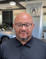 Staff member Donnell Newton from ID_00f3b9