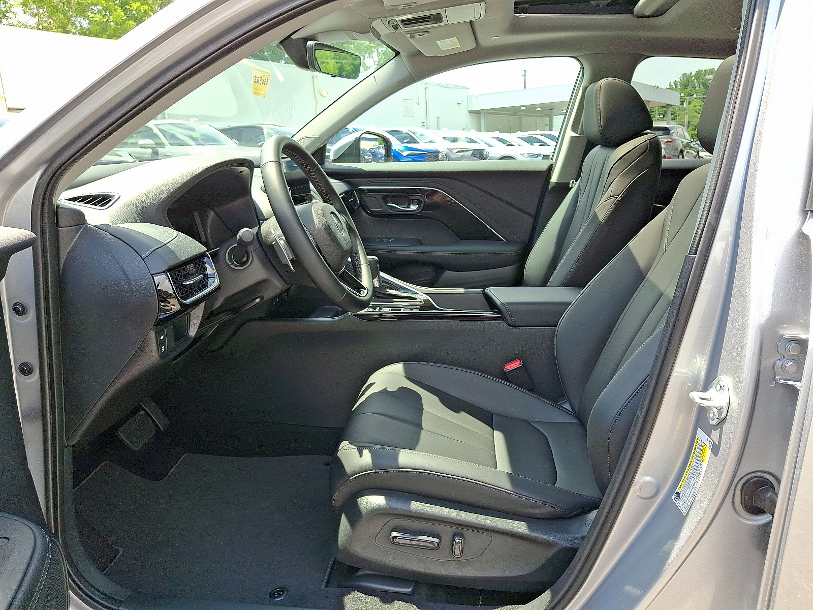 2025 Acura ADX Base - Photo 9