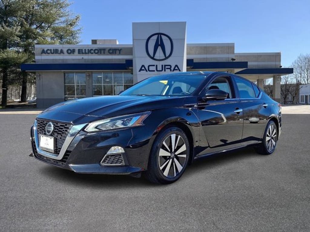 Used 2022 Nissan Altima 2.5 SV Sedan